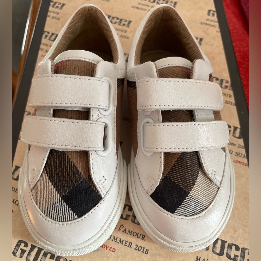 Burberry Sneakers